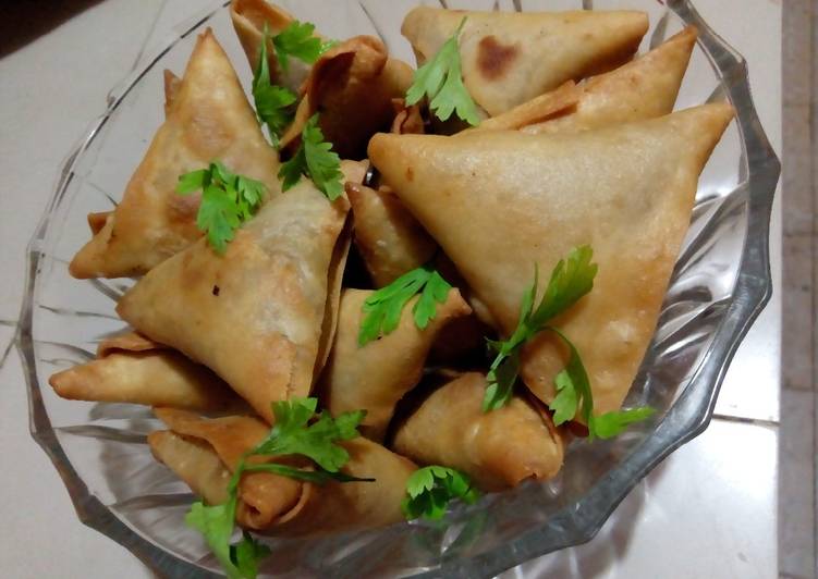 Easiest Way to Prepare Any-night-of-the-week Chicken samosa