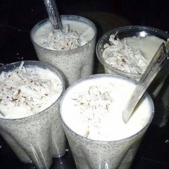 A picture of Coconut juice.