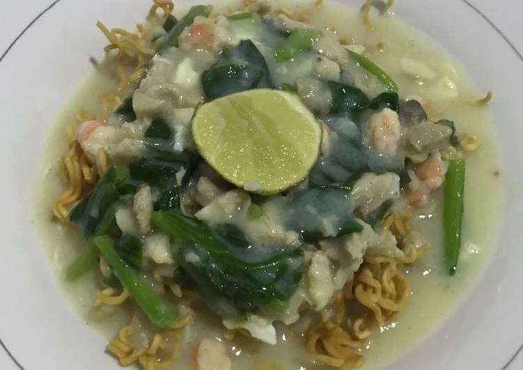 Mie Kering khas Makassar