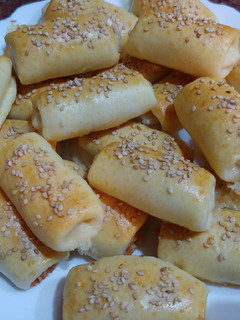Una foto de Mini napolitanas dulces y saladas