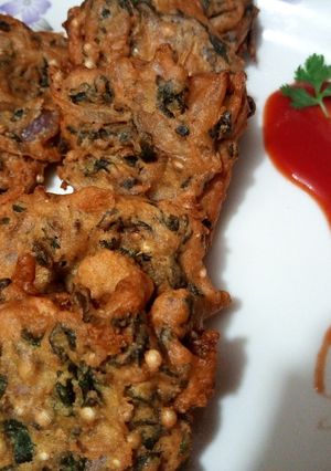 A picture of Bread Pakora.