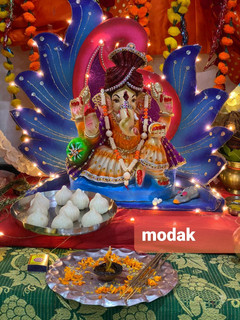 मोदक (Modak recipe in hindi) रेसिपी मुख्य फोटो