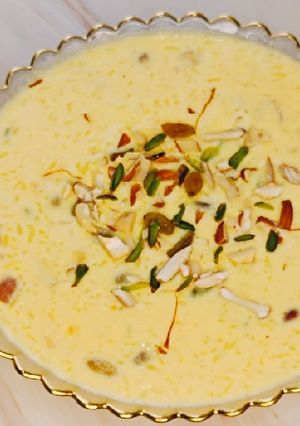 A picture of Zafrani Kheer.
