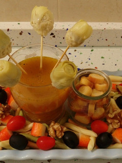 Una foto de Ensalada de pasta fusilli y crema de calabaza con manzanas