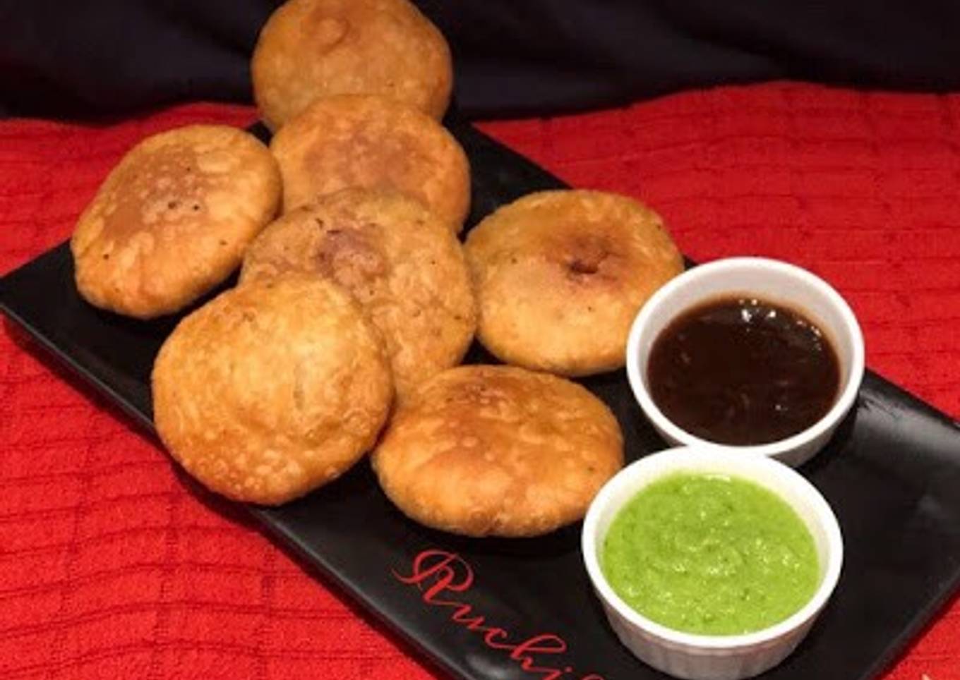 Aloo kachoris