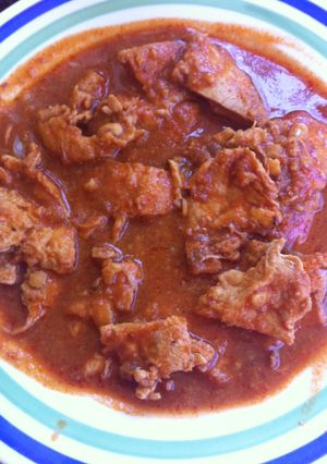 Una foto de Pechuga en salsa de cacahuate