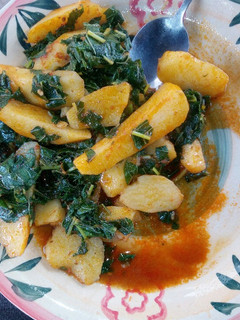 A picture of Arish jollof with vegetable.