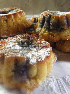 Una foto de Budincitos con fruta light /sin harina