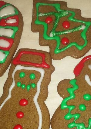 A picture of Classic Gingerbread Cookies.
