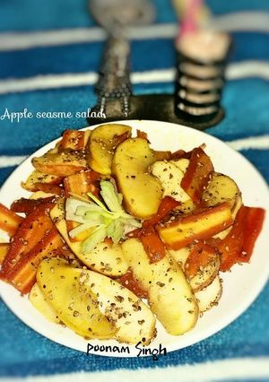 A picture of Apple seasme salad.