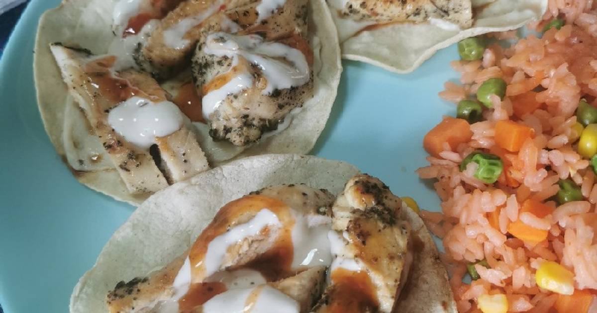 Taquitos de pollo Receta de Wendy Sogellag Cookpad