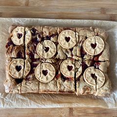 A picture of Blondies.