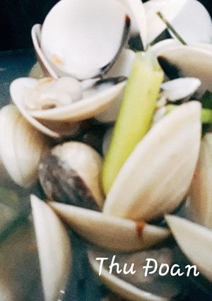 Hình của món Nghêu hấp xả.