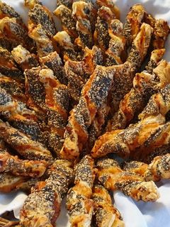 Knusperstangen aus Blätterteig (wie vom Bäcker) Rezepthauptbild