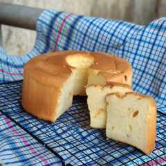 A picture of Cream cheese chiffon cake.