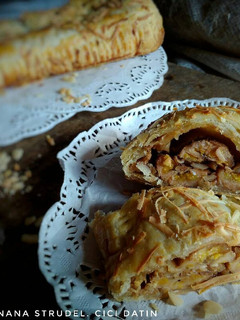 Foto resep Classic Banana Strudel