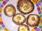 Una foto de codornices horno