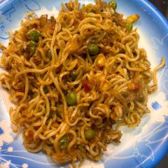 A picture of Kheema noodles.