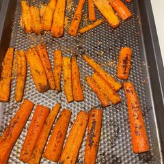 A picture of “Carrot fries”.