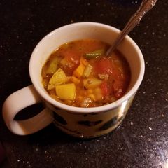 Burger veggie soup A picture of Burger veggie soup.