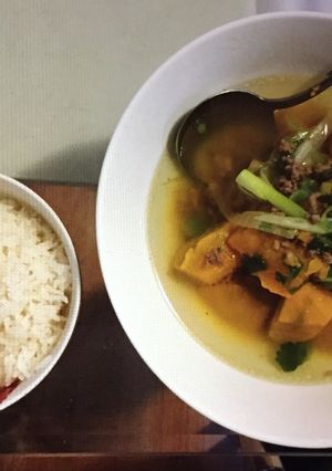 Hình của món Canh bí đỏ nấu thịt băm.