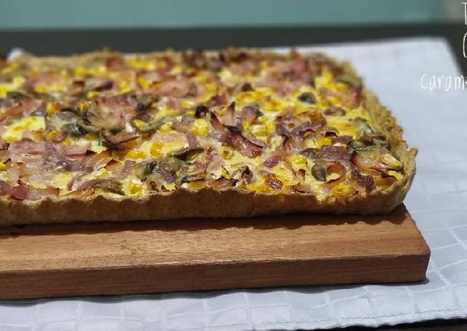 Tarta De Jamón Queso Cebollas Caramelizadas Y Champiñones Receta De