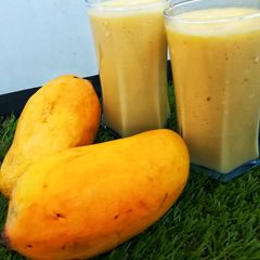 A picture of Mango smoothie.
