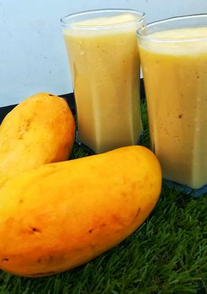 A picture of Mango smoothie.
