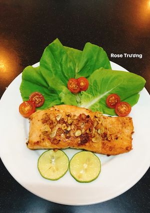 Hình của món Cá Hồi Áp Chảo.