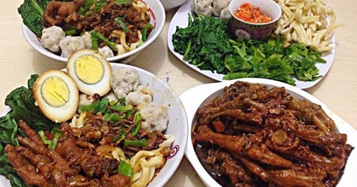  Resep  Mie  ayam  Yamien ceker dengan daging  dan kuah ayam  