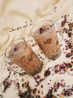 صورة لوصفة ميلك شيك الموز بالشوكولا 💚