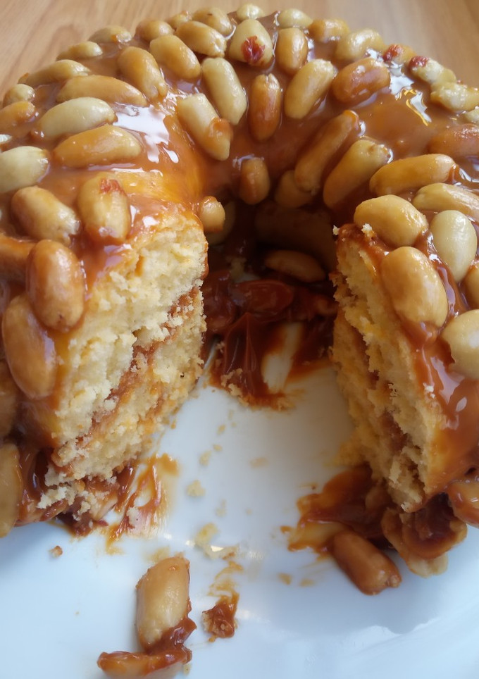 Una foto de Tarta de dulce de leche con cacahuetes 😍😍
