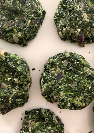 Una foto de Hamburguesas vegetarianas de espinaca! (Saludables) MUY Fáciles