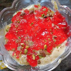 A picture of Fruit Trifle.