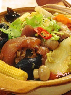 豬腳白菜滷 的食譜成品照片