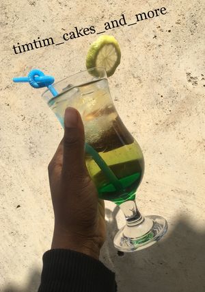 A picture of Appletini bomb.