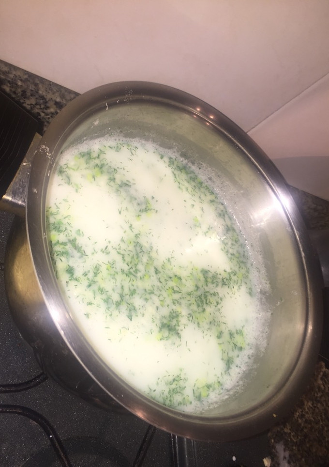 Una foto de Changua o caldo de papa