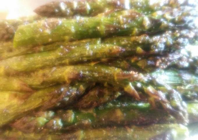 Steps to Prepare Any-night-of-the-week Rosemary Asparagus