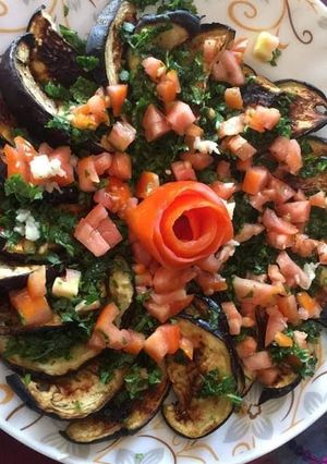 صورة لوصفة سلطة الباذنجان مع كزبرة 🍆
