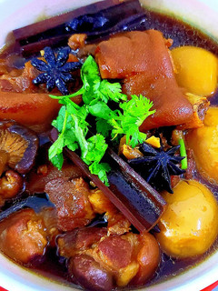 A picture of Braised Pork Leg.