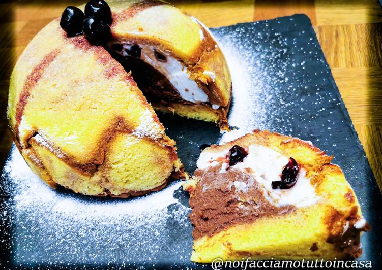 Zuccotto di Pandoro con Ricotta e Budino al Cioccolato Fondente