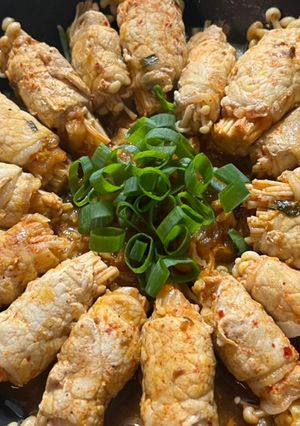 泡菜豬肉金針菇 的食譜成品照片