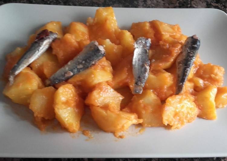 Patatas bravas