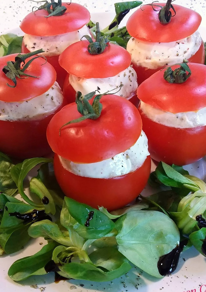 Una foto de Tomates rellenos