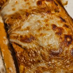 A picture of Chicken with Toast Casserole.