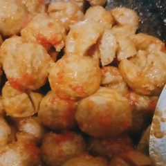 Pentol Mercon Pedas রেসিপির প্রধান ছবি