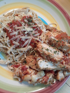 A picture of Chicken Parmesan.