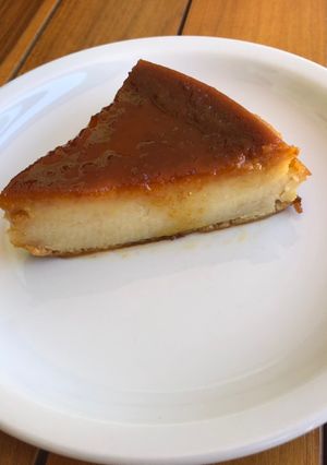 Una foto de Budín de pan 😋