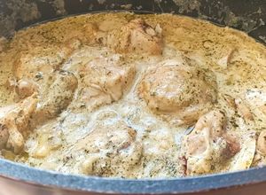 Une photo de Cuisses de poulet aux champignons et mascarpone au Cook Expert
