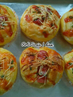 Foto resep Roti Sosis Empppuuuuuk